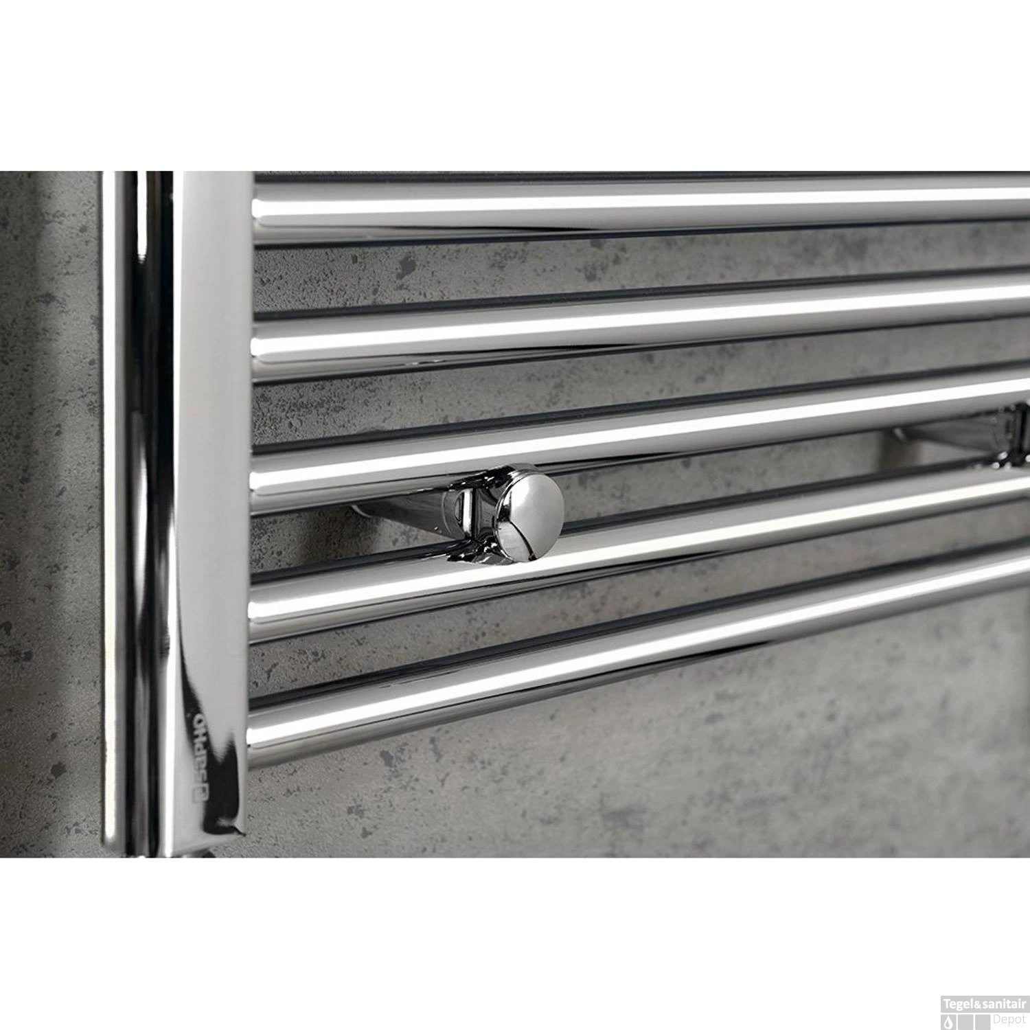 Handdoekradiator Sapho Alya Recht 60x111.8 Cm 364W Chroom 8 Handdoekradiator Sapho Alya Recht 60x111.8 Cm 364W Chroom - Afbeelding 8