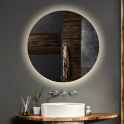 BWS Badkamerspiegel | Spark | Rond | Met LED Verlichting | 70cm -Winkel Voor Badkamerdouchebenodigdheden bws spark sfeer4