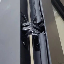 BWS Douchecabine Frame 90x90 Cm 8 Mm NANO Glas Mat Zwart Raster -Winkel Voor Badkamerdouchebenodigdheden douchecabine bws frame detail2 4