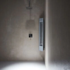 Sunshower Pure Solo White Infrarood Opbouwapparaat 20x125x18 Cm Aluminium Wit 14 Sunshower Pure Solo White Infrarood Opbouwapparaat 20x125x18 Cm Aluminium Wit -Winkel Voor Badkamerdouchebenodigdheden sunshower pure solo white infrarood opbouwapparaat 20x125x18 cm aluminium sfeer