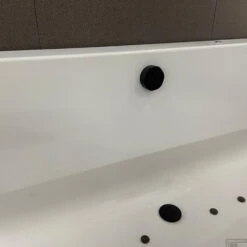 Whirlpool Boss & Wessing Dahlia Jetline 170x75 Cm Bodem Luchtsysteem Black Tin -Winkel Voor Badkamerdouchebenodigdheden whirlpool boss wessing dahlia jetline 170x75 cm bodem luchtsysteem blacktin sfeer2